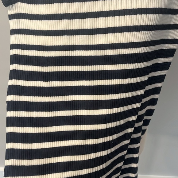 Maternity Top - Picture 3 of 3